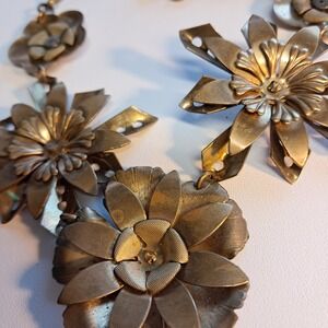 Vintage Gold Tone‎ Floral Choker Necklace Statement Flower Pendant Chain
